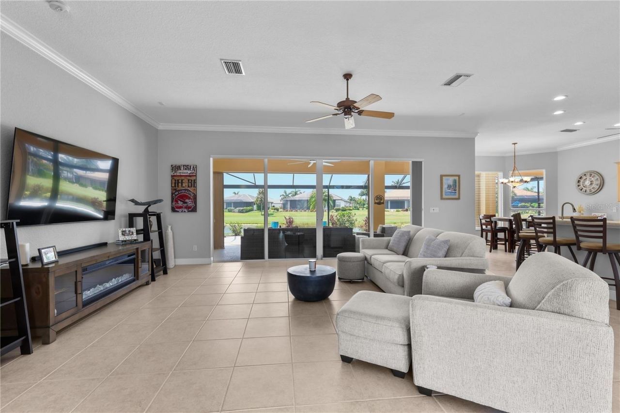 11809 Royal Tee Court, Cape Coral, FL 33991 Photo
