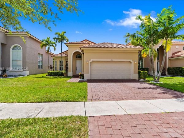 1785 NE 37th Pl, Homestead, FL 33033