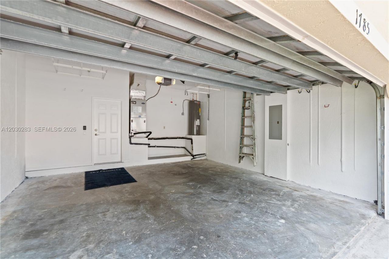1785 NE 37th Pl, Homestead, FL 33033 Photo
