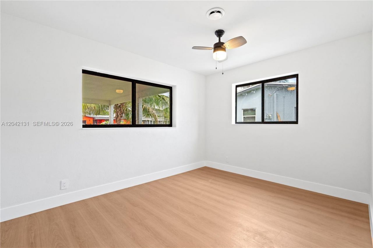 5890 NW 15th St , Sunrise, FL 33313 Photo
