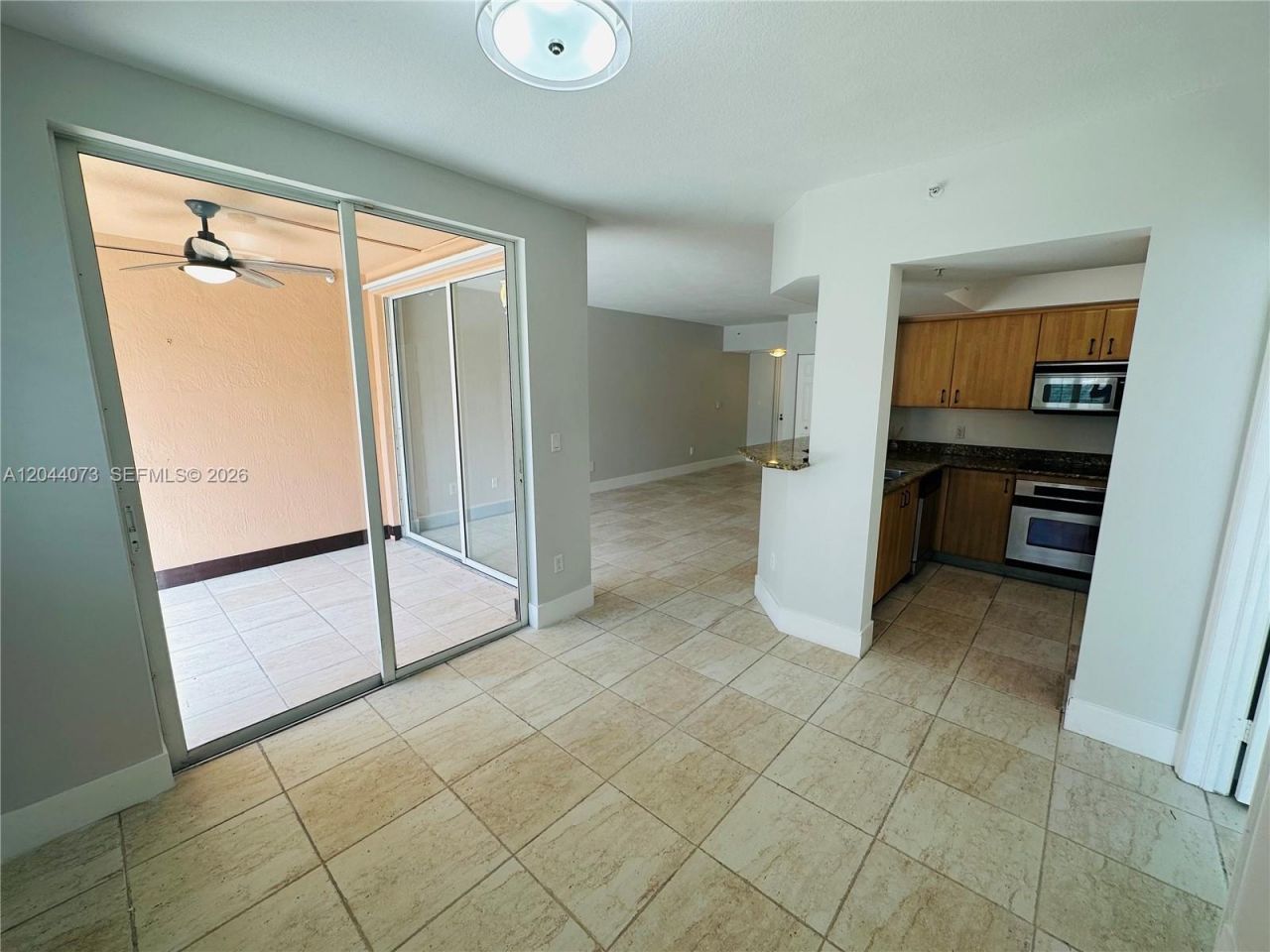 140 Meridian Ave, Unit 314, Miami Beach, FL 33139 Photo