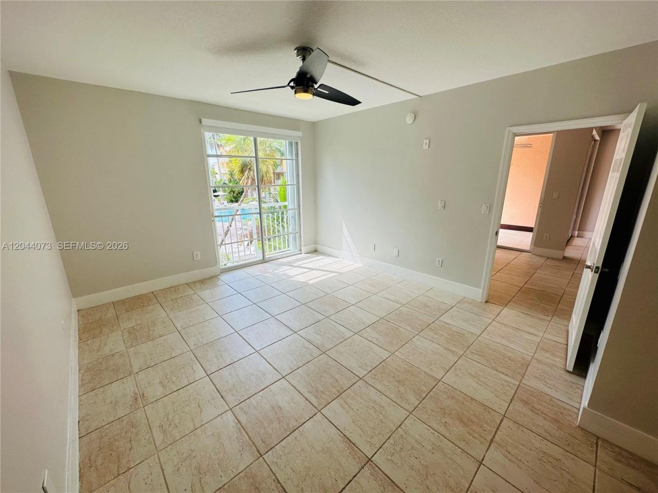 140 Meridian Ave, Unit 314, Miami Beach, FL 33139 Photo