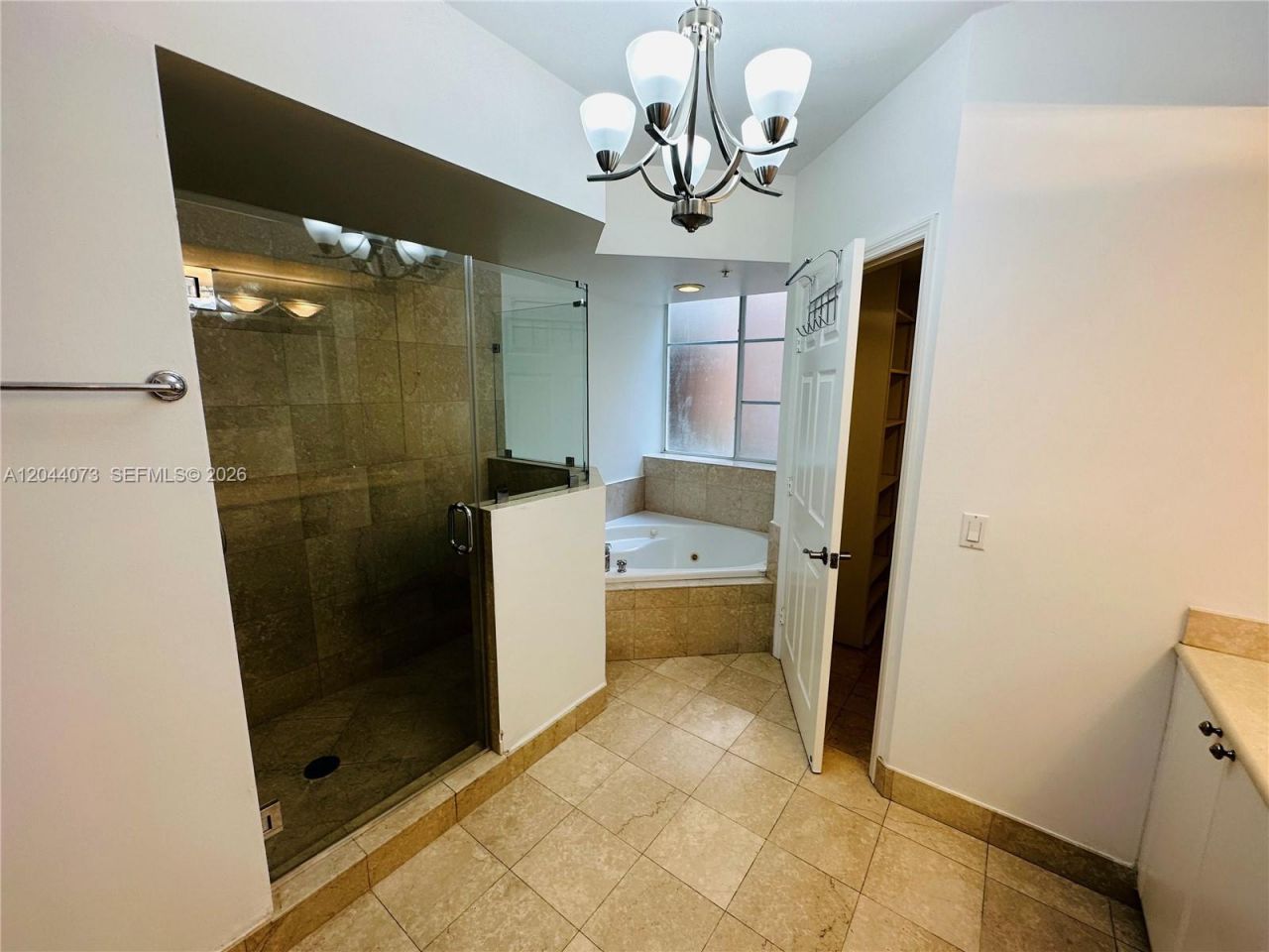 140 Meridian Ave, Unit 314, Miami Beach, FL 33139 Photo
