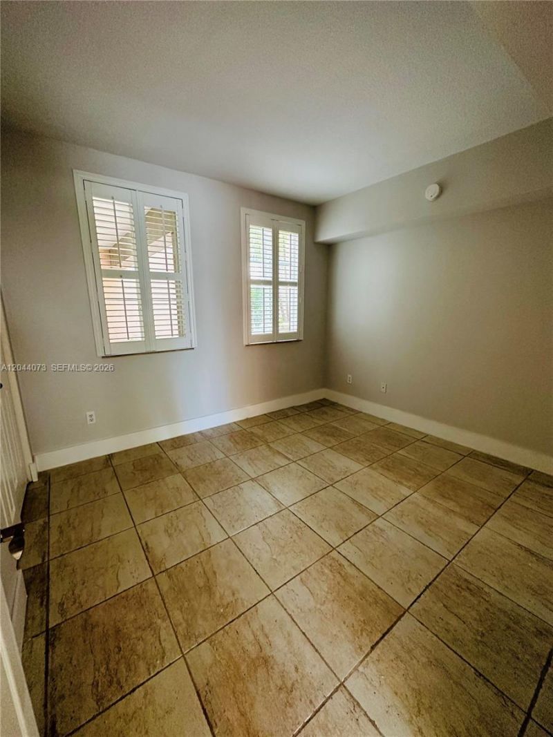 140 Meridian Ave, Unit 314, Miami Beach, FL 33139 Photo