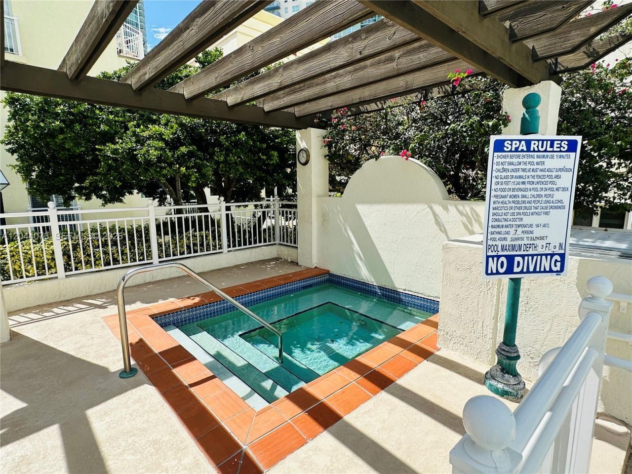 140 Meridian Ave, Unit 314, Miami Beach, FL 33139 Photo