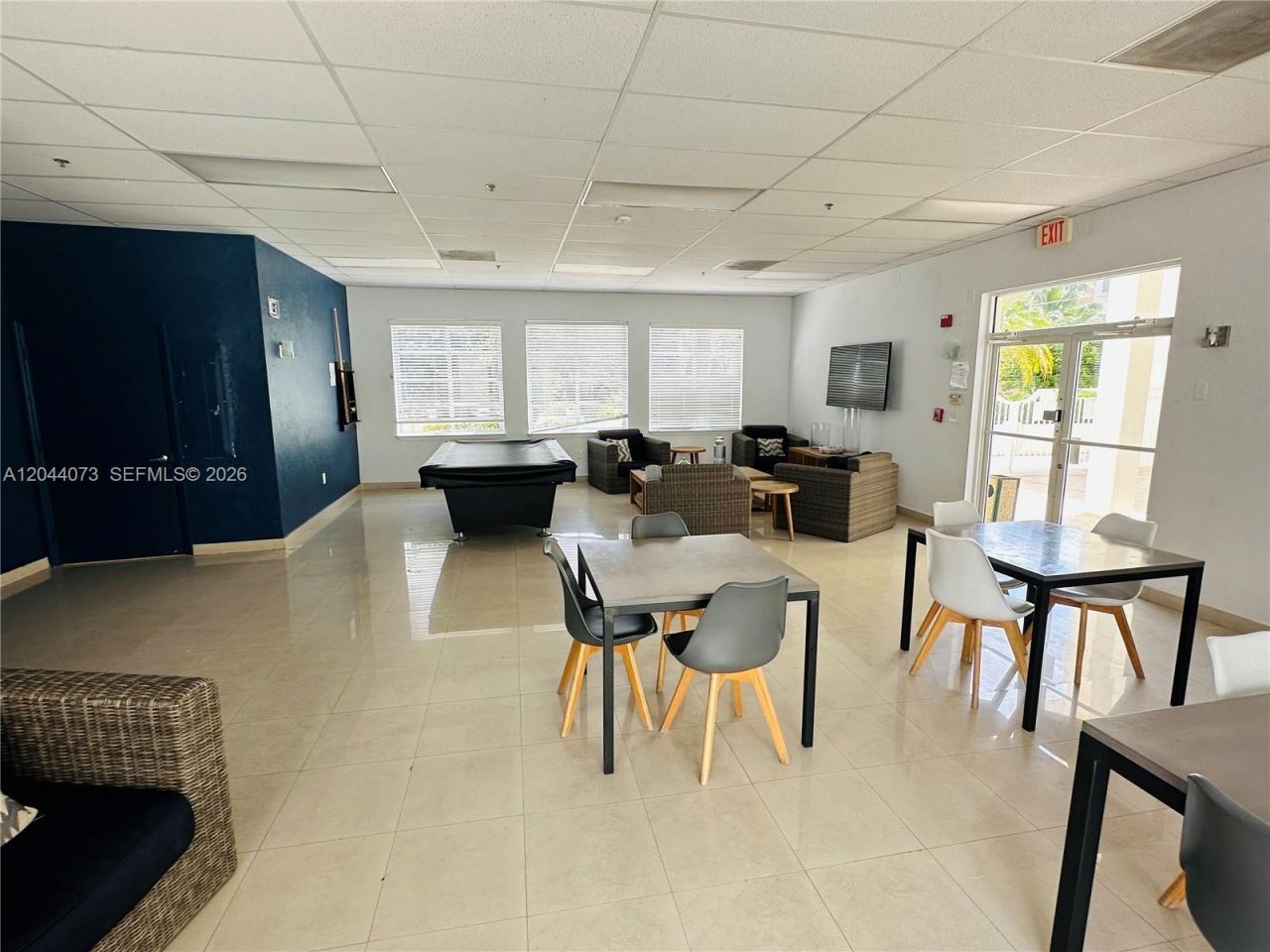 140 Meridian Ave, Unit 314, Miami Beach, FL 33139 Photo