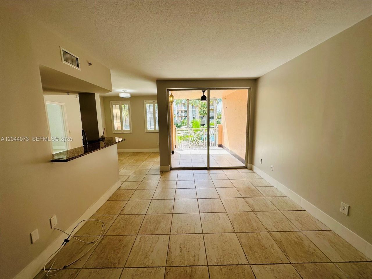 140 Meridian Ave, Unit 314, Miami Beach, FL 33139 Photo