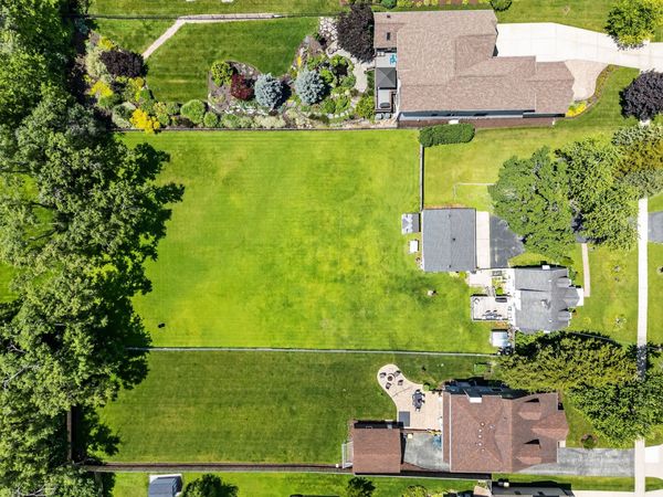 115 60th Street , Downers Grove, IL 60516