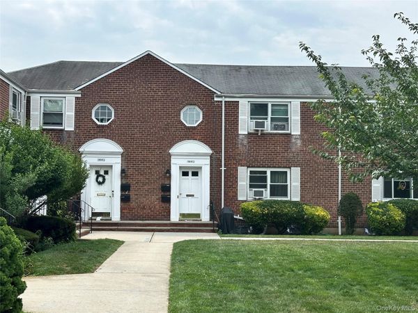 260-40 Langston Avenue, Unit A, Glen Oaks, NY 11004