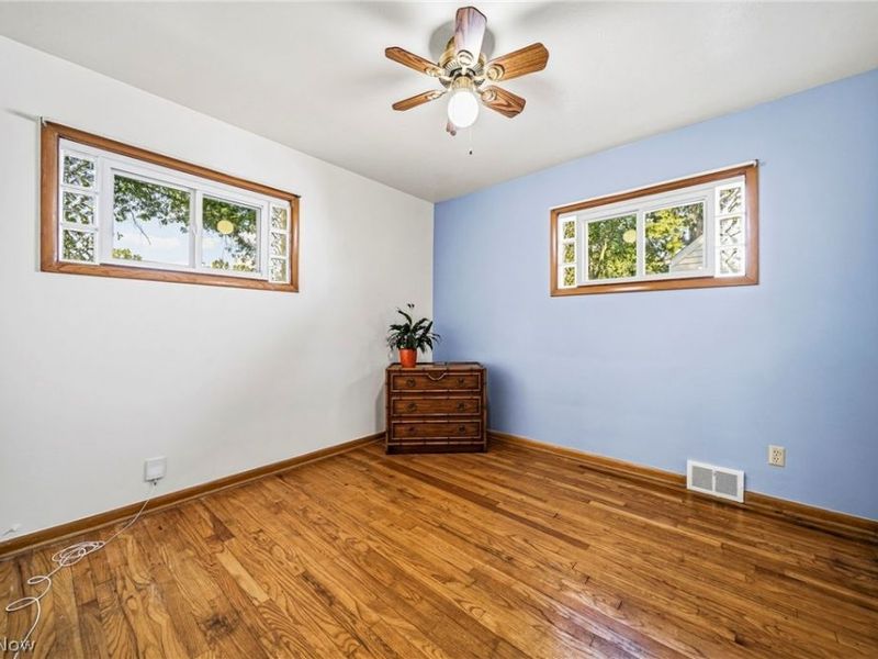 28626 Forest Road, Willowick, OH 44095 Photo 17
