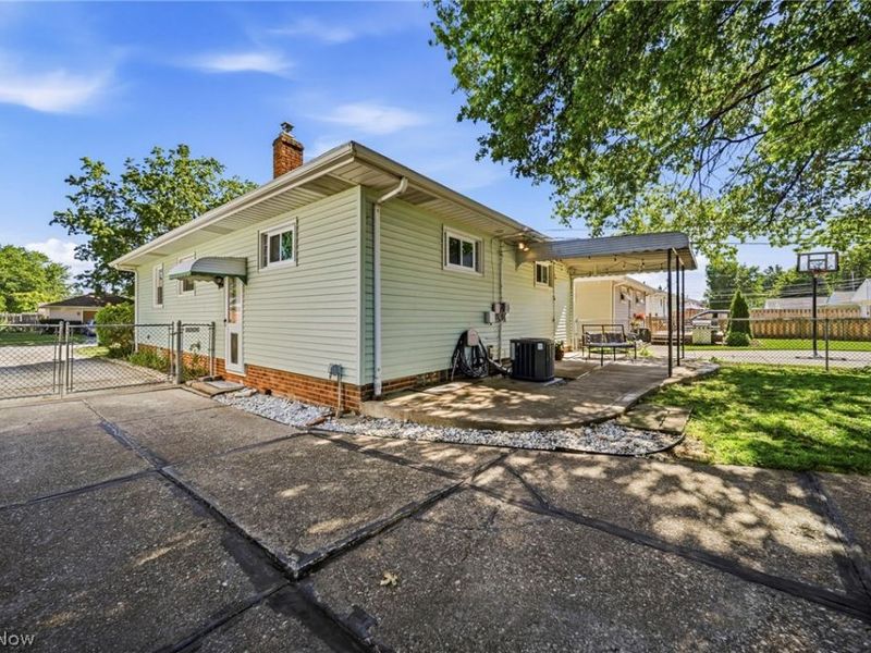 28626 Forest Road, Willowick, OH 44095 Photo 34