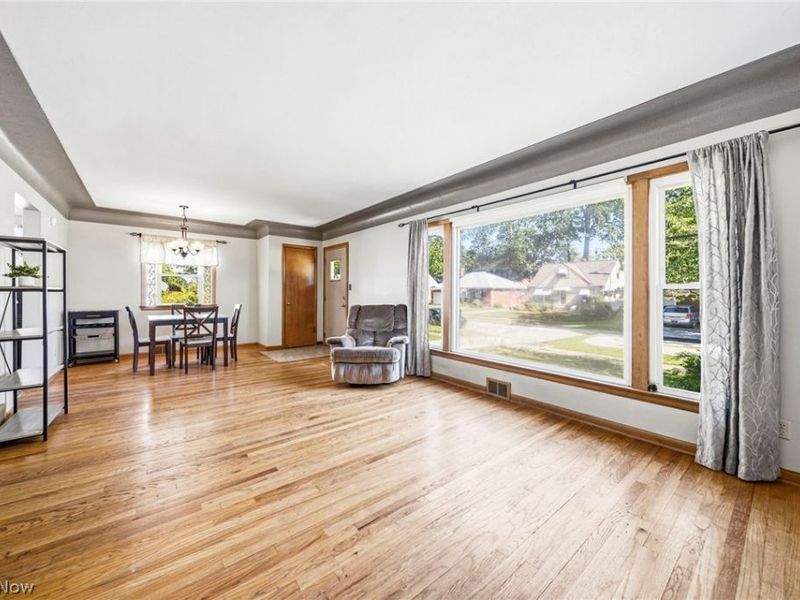 28626 Forest Road, Willowick, OH 44095 Photo 4