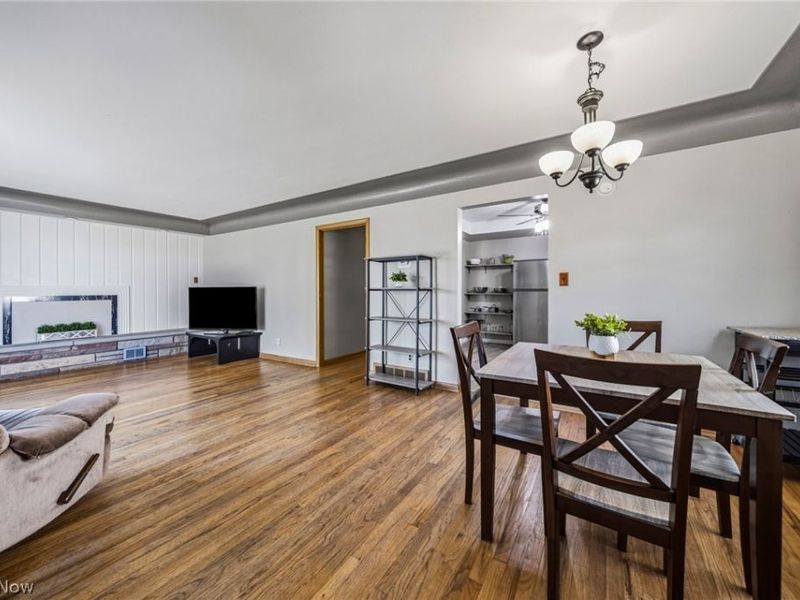 28626 Forest Road, Willowick, OH 44095 Photo 7