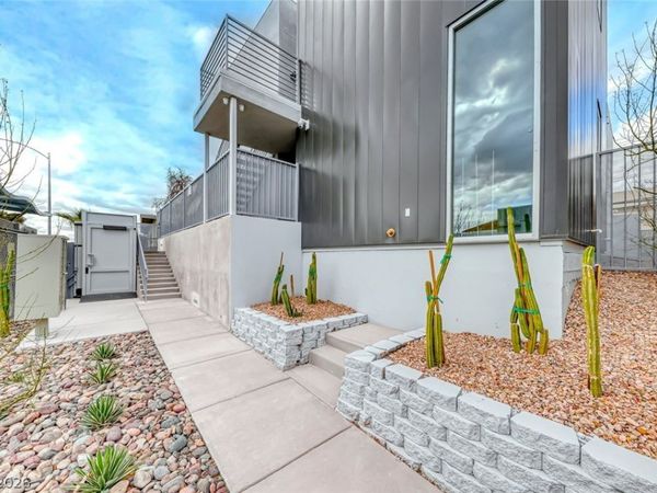 304 S Maryland Parkway , Unit 5, Las Vegas, NV 89101