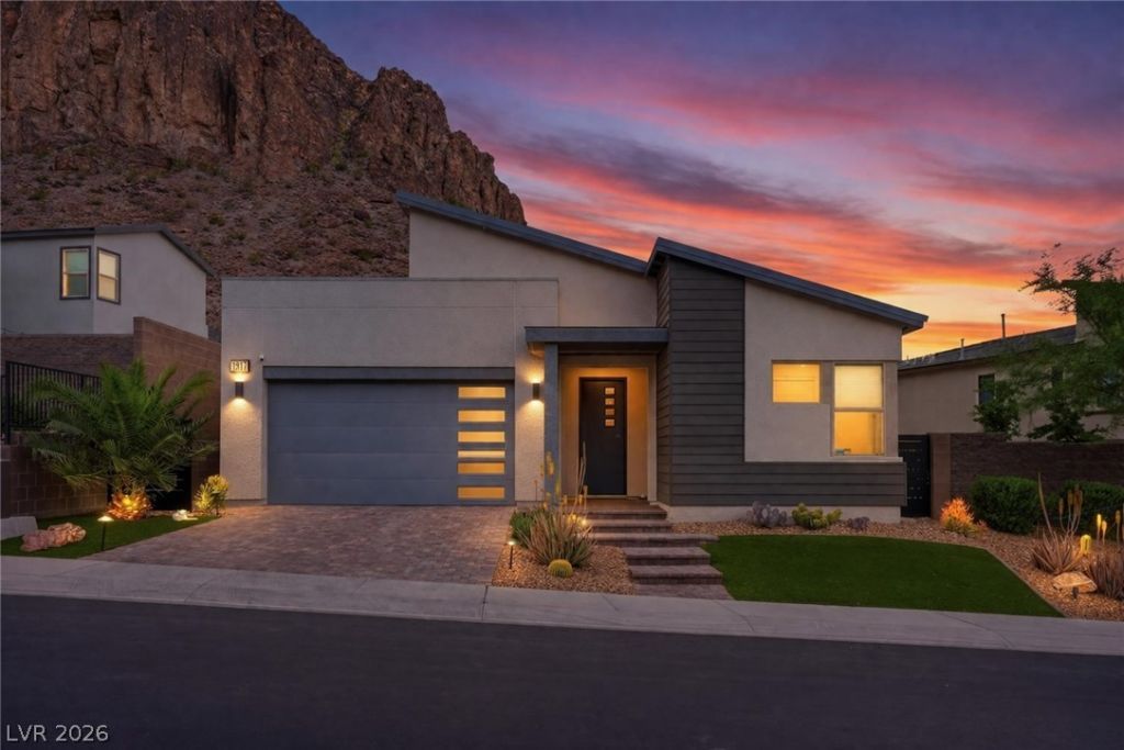 1917 Regal Bluff Drive, Henderson, NV 89052 Main Photo