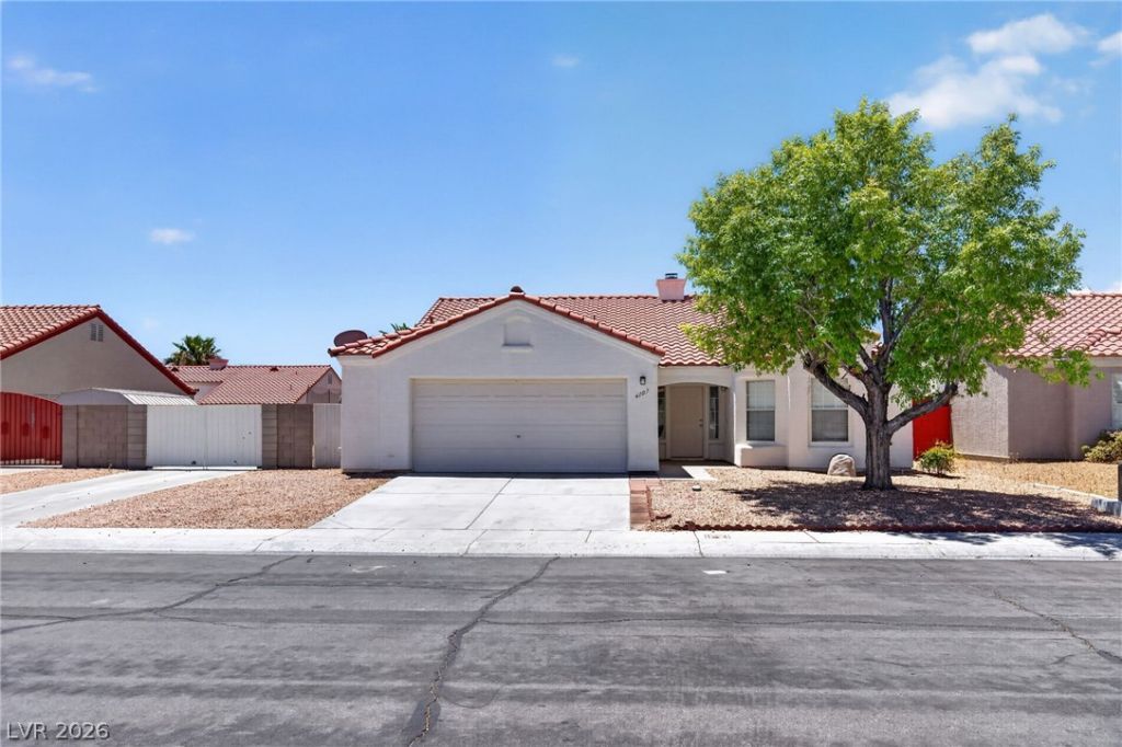 4107 Cutting Horse Avenue, North Las Vegas, NV 89032 Main Photo