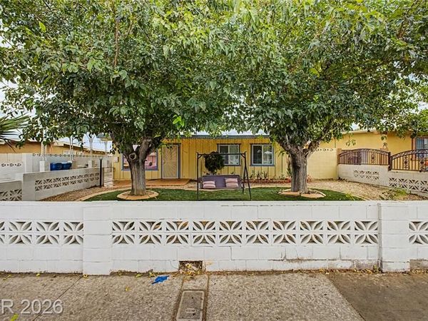 4345 Parkdale Avenue, Las Vegas, NV 89121