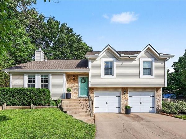 11634 Earnshaw Street, Overland Park, KS 66210