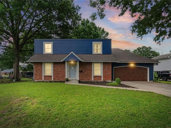 315 Hawthorne Drive, Belton, MO 64012