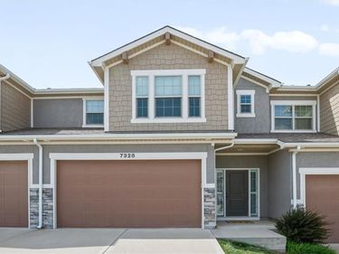 7328 Aaron Street, Parkville, MO 64152