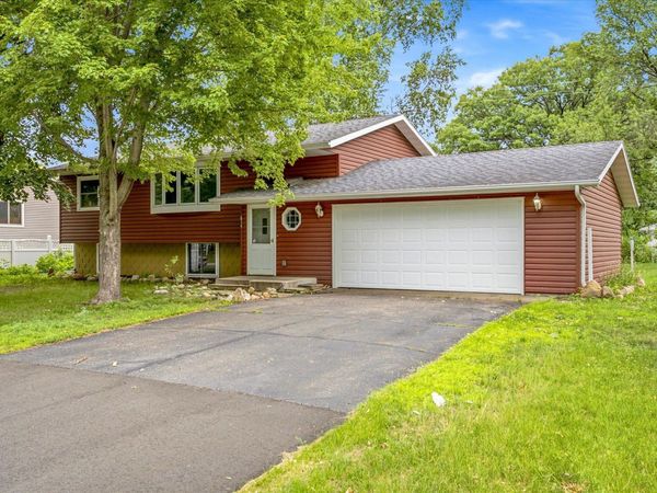614 1st Avenue N, Sartell, MN 56377