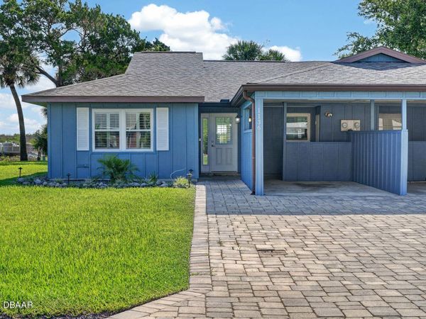 1136 Harbour Point Drive, Port Orange, FL 32127
