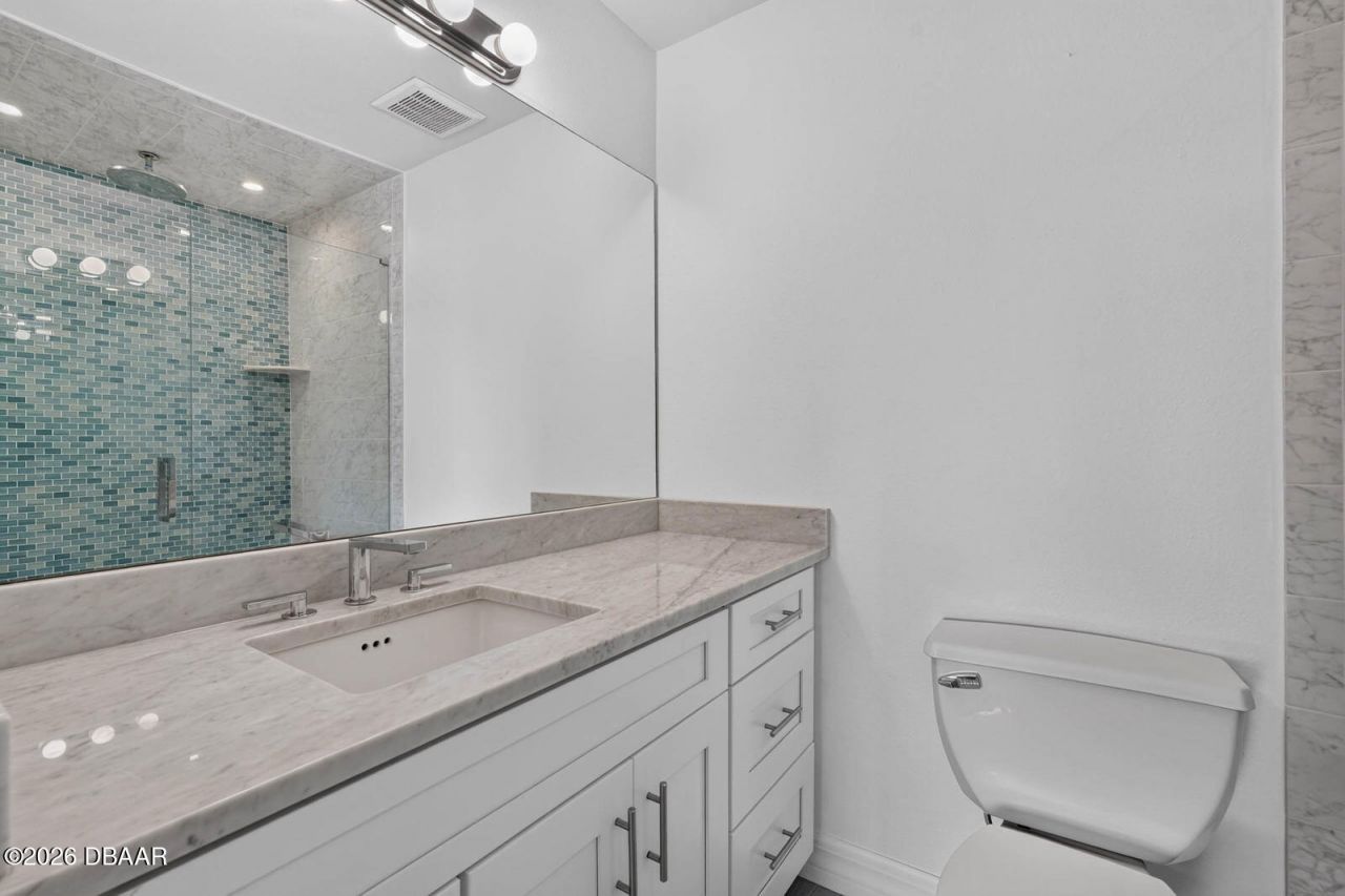 1136 Harbour Point Drive, Port Orange, FL 32127 Photo