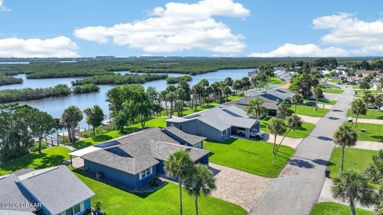 1136 Harbour Point Drive, Port Orange, FL 32127 Photo