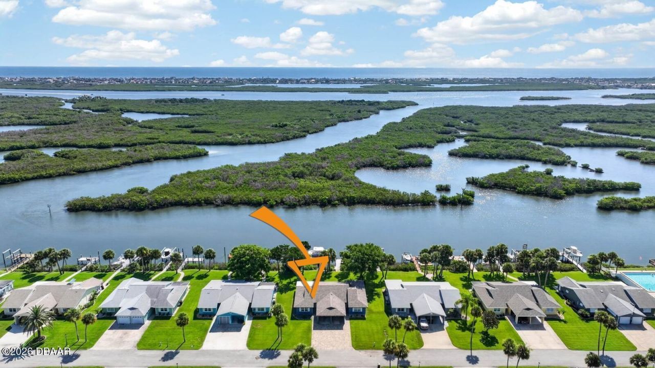 1136 Harbour Point Drive, Port Orange, FL 32127 Photo