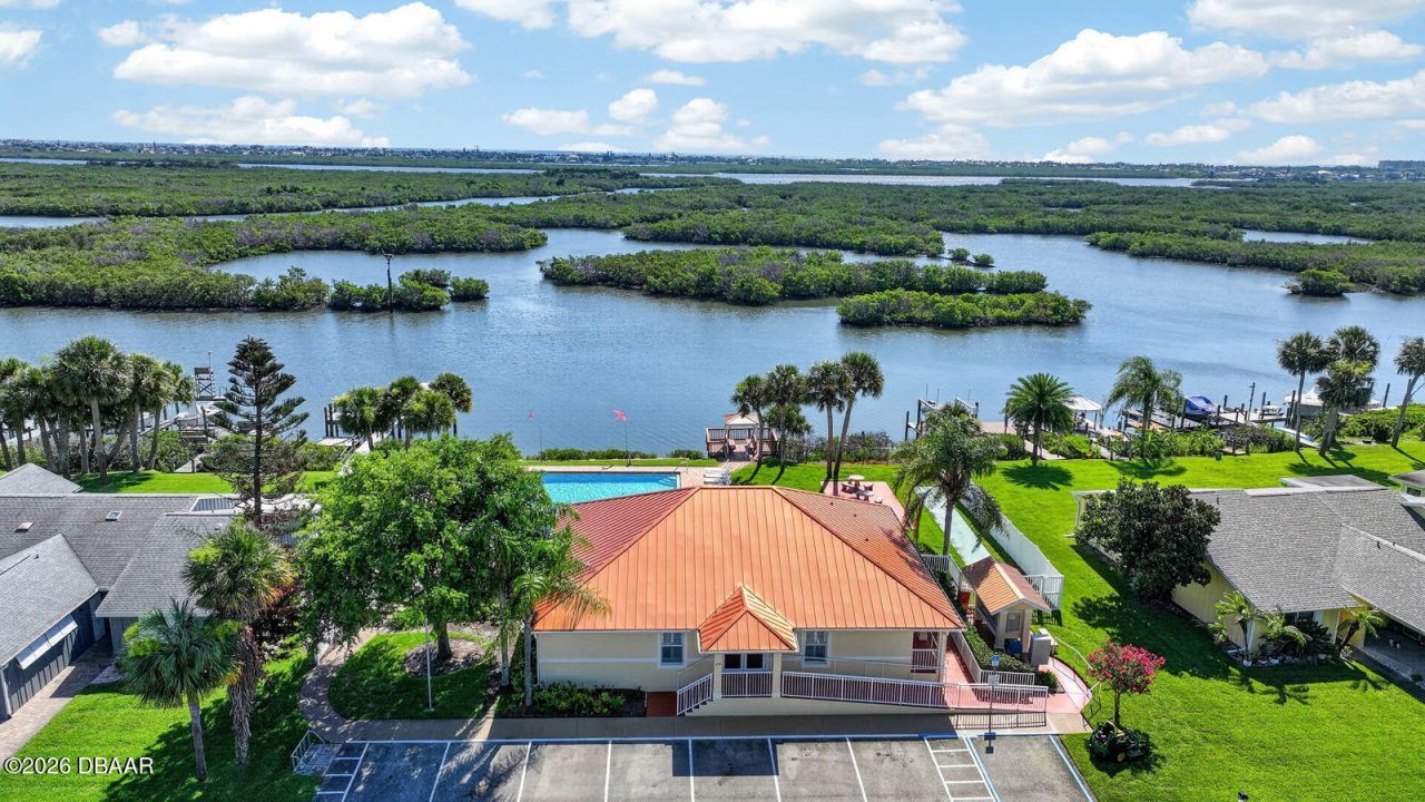 1136 Harbour Point Drive, Port Orange, FL 32127 Photo