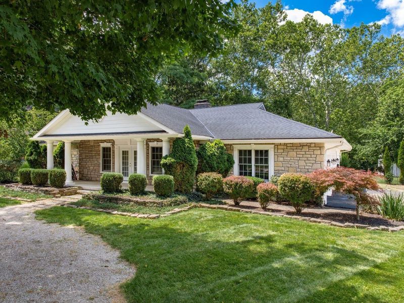 5809 Olentangy Boulevard , Columbus, OH 43085 Photo 2