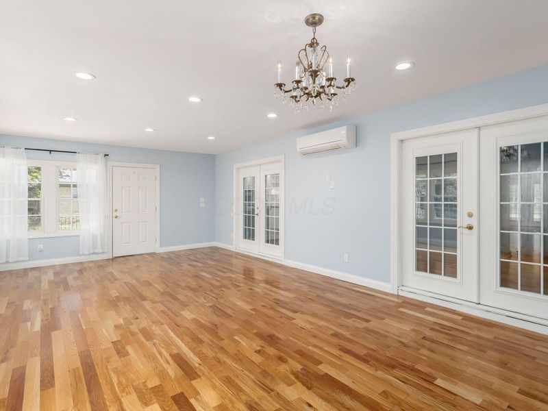 5809 Olentangy Boulevard , Columbus, OH 43085 Photo 25