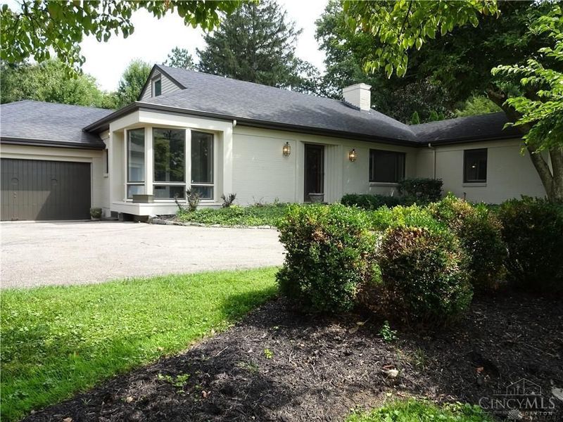 2646 Fair Oaks Lane, Amberley, OH 45237 Photo 1