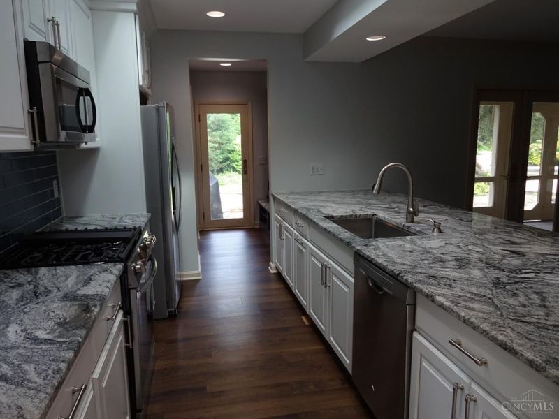 2646 Fair Oaks Lane, Amberley, OH 45237 Photo 11