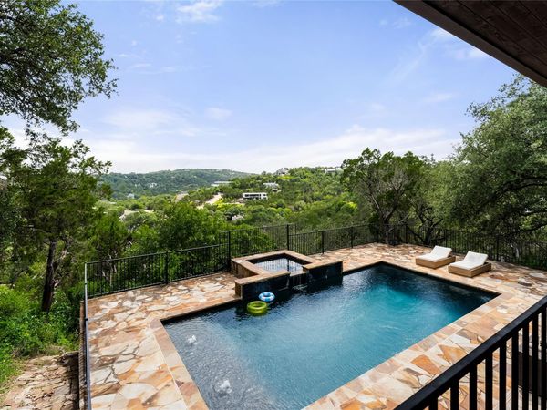 411 SKYLINE DR, West Lake Hills, TX 78746