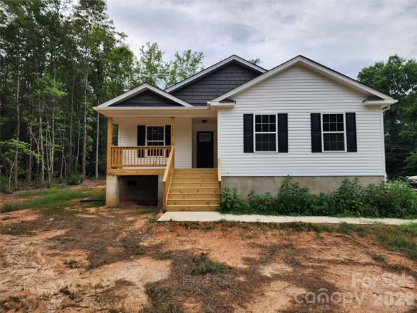 5900 Flamingo Drive , Unit 4, Conover, NC 28613