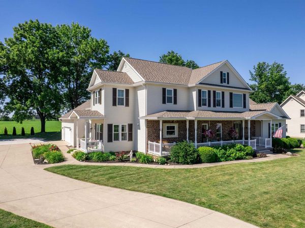2909 W Bonaire Avenue, Muncie, IN 47302