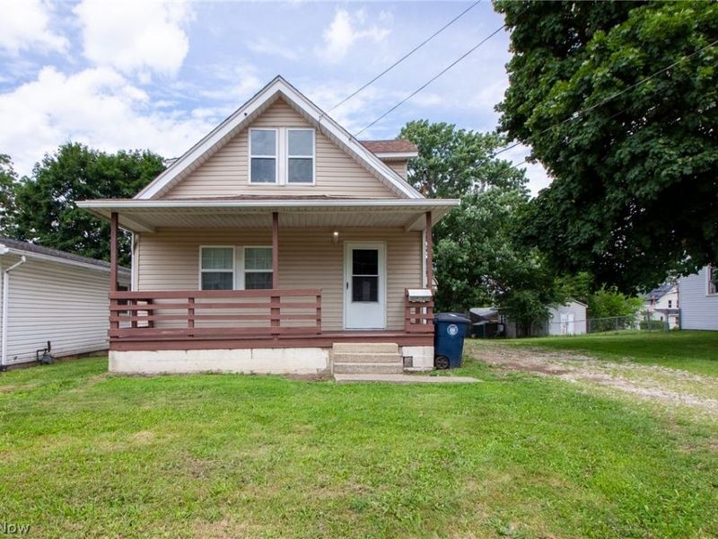 1869 Springfield Center Road, Akron, OH 44312 Photo 1