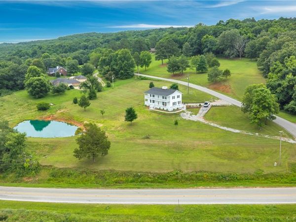 144 Madison 6501 , Huntsville, AR 72740