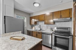 1716 Devonwood Drive  photo 4