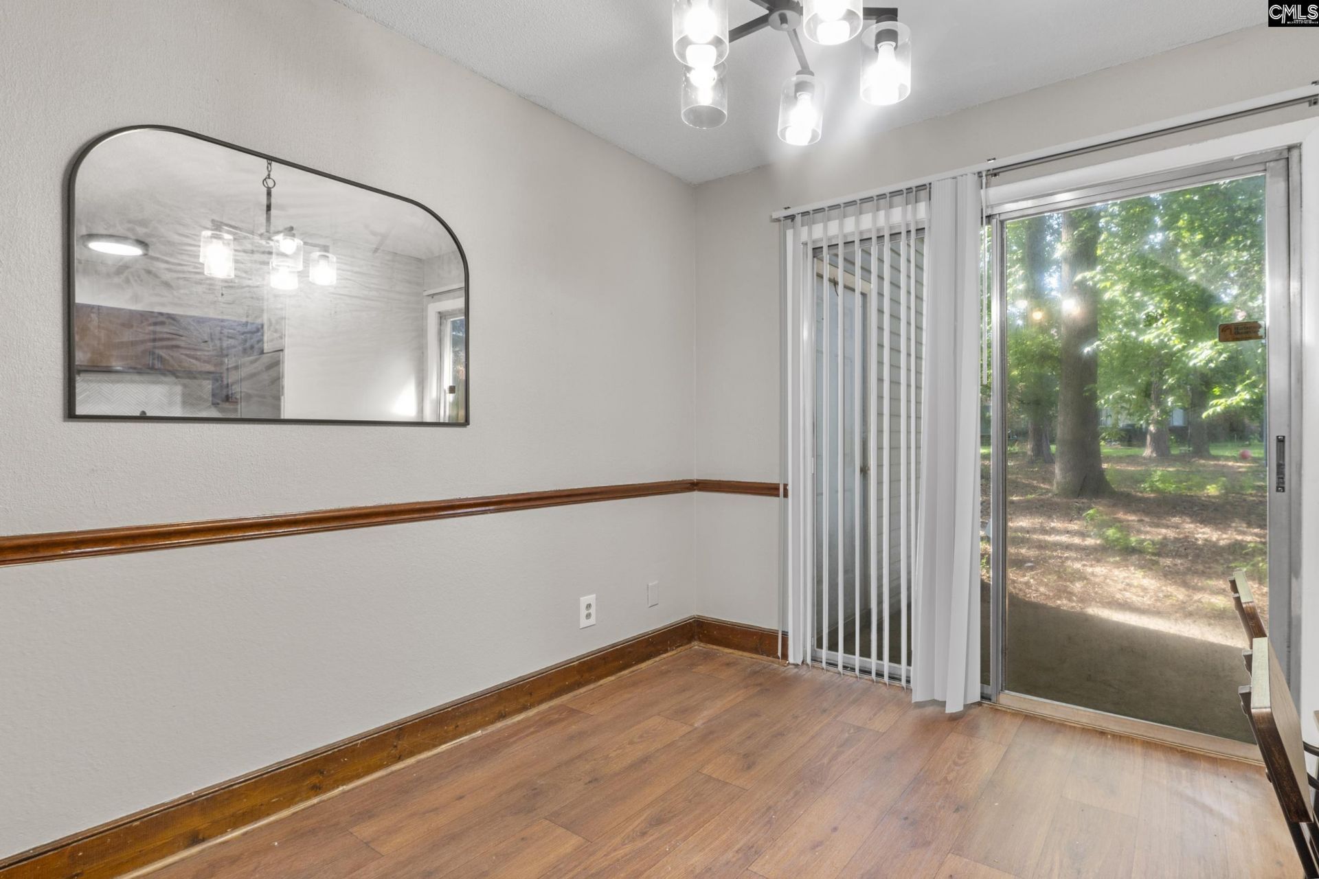 1716 Devonwood Drive  Photo 8