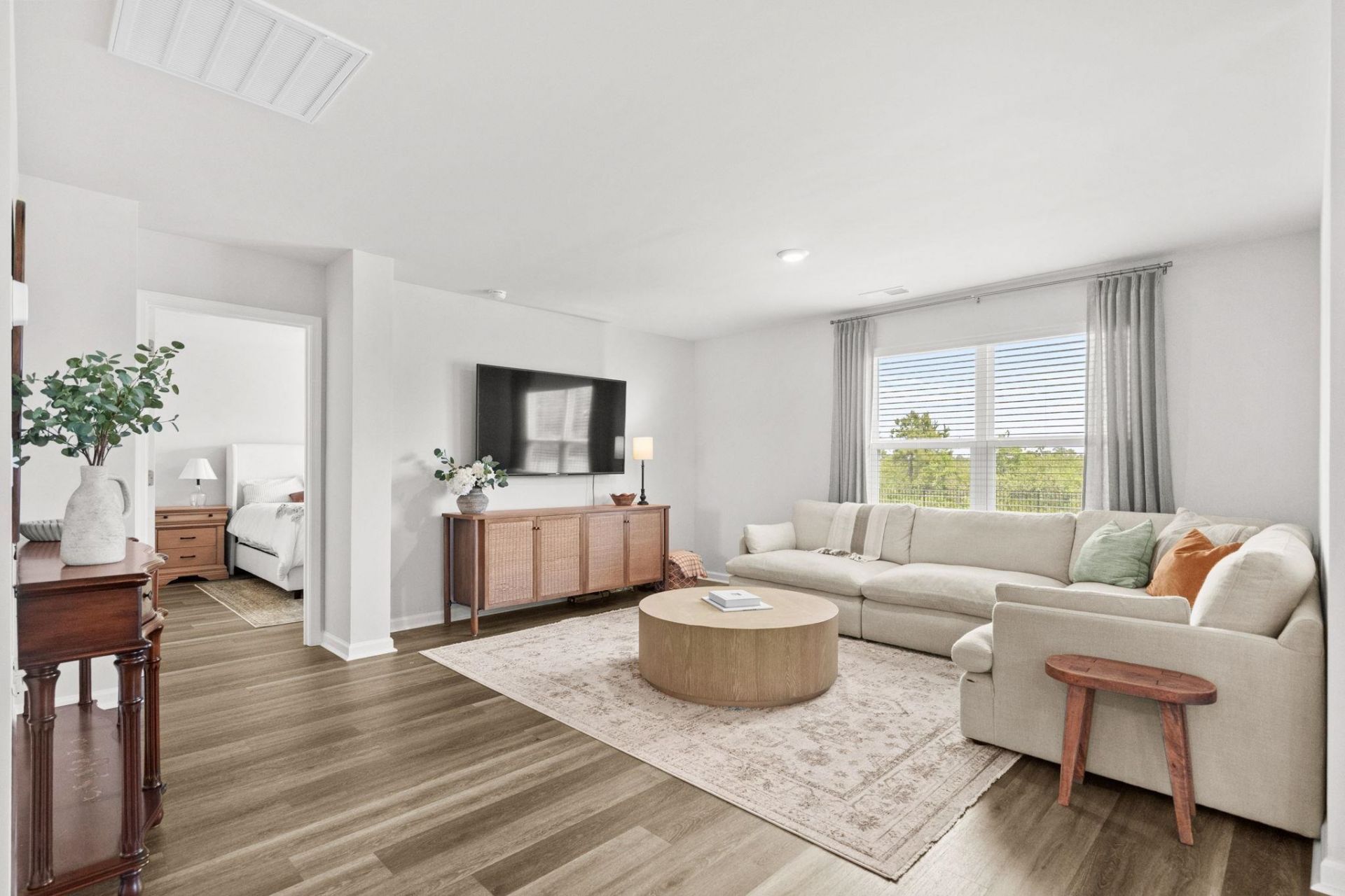 3477 Ashridge Way Photo 8