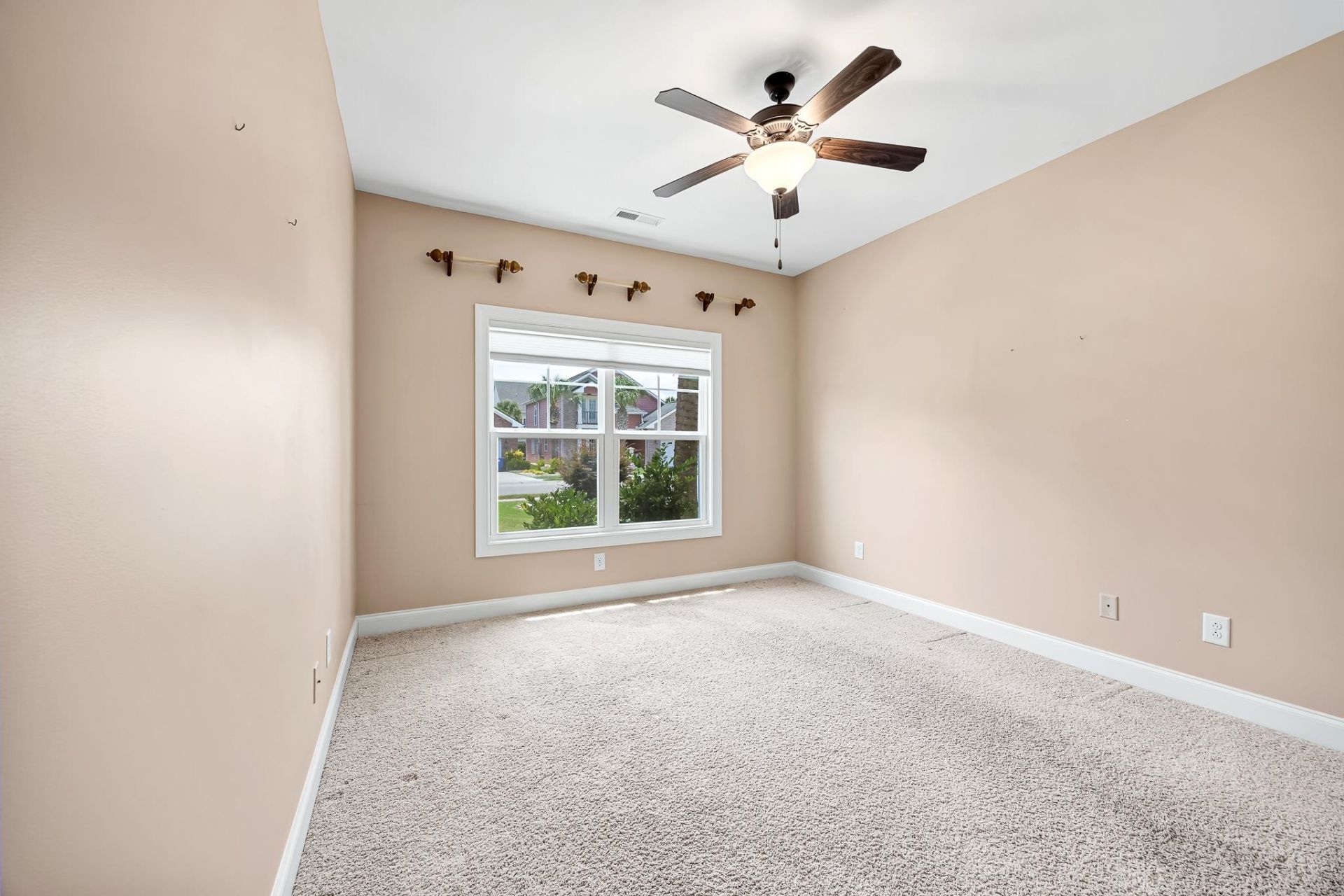 910 Watermark Ct.  Photo 38
