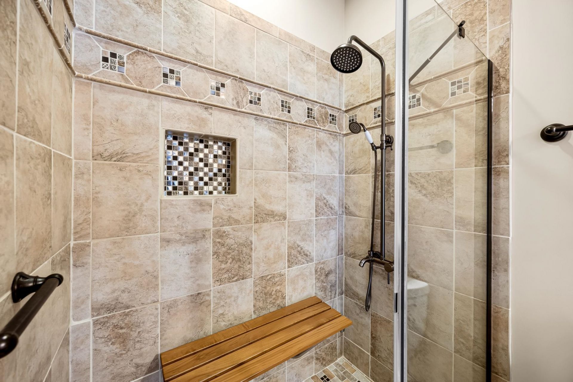 910 Watermark Ct.  Photo 41