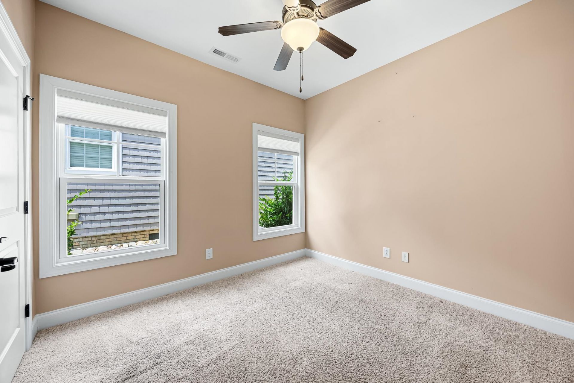 910 Watermark Ct.  Photo 43