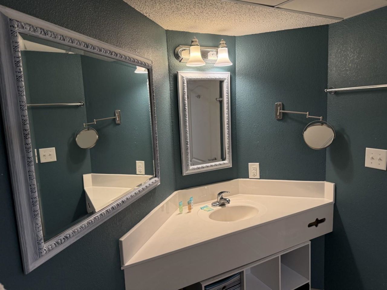 2504 N Ocean Blvd.  Photo 16