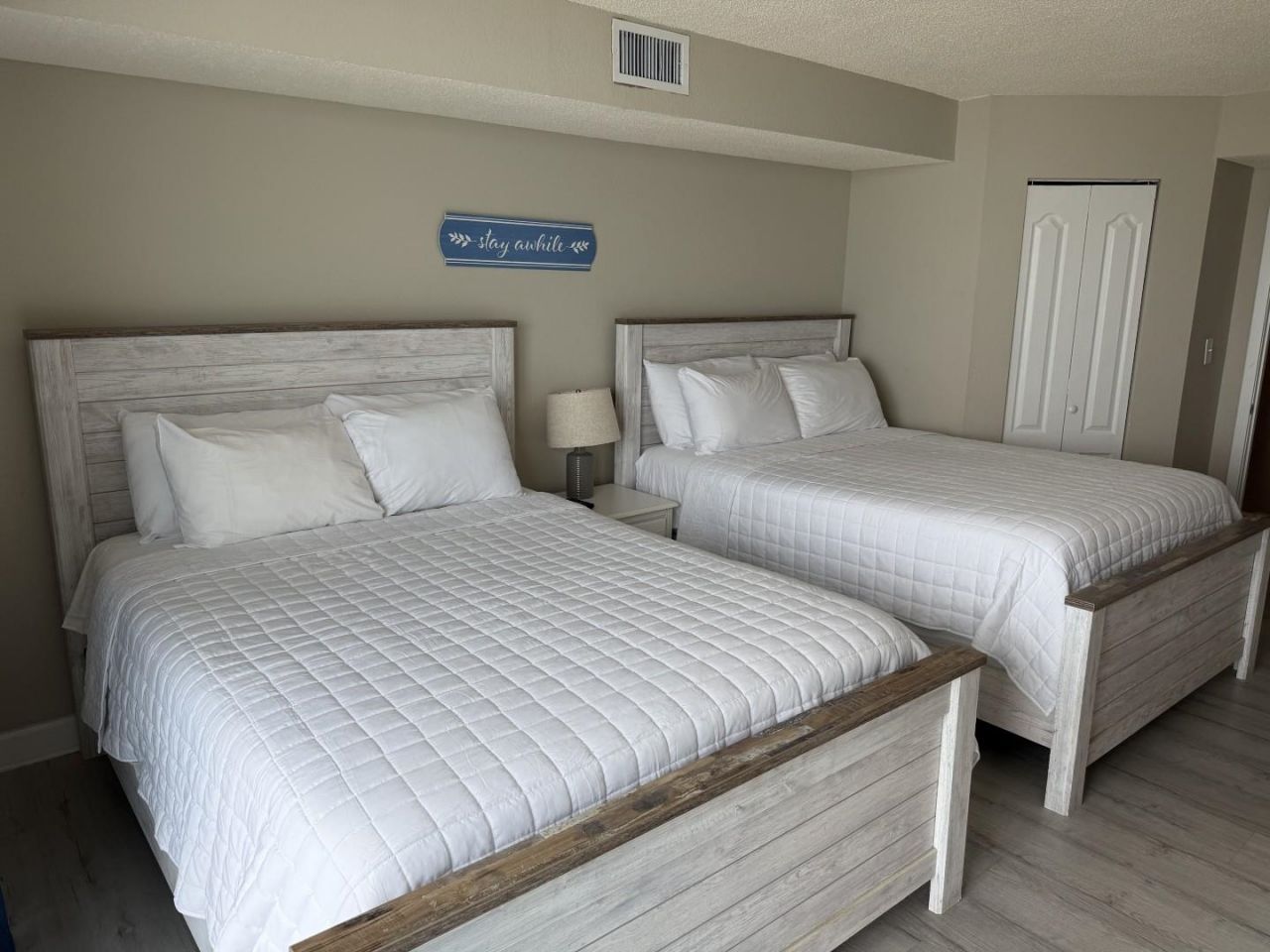 2504 N Ocean Blvd.  Photo 21