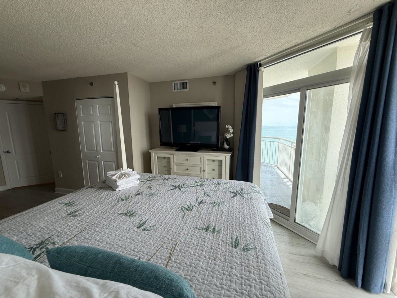 2504 N Ocean Blvd.  Photo 5