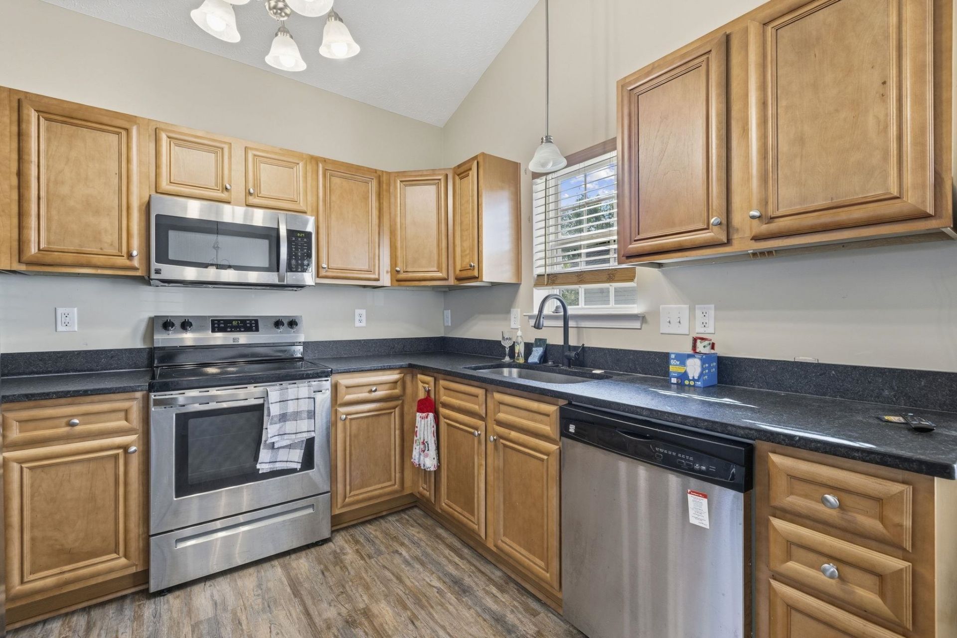 154 Heath Dr. Photo 10