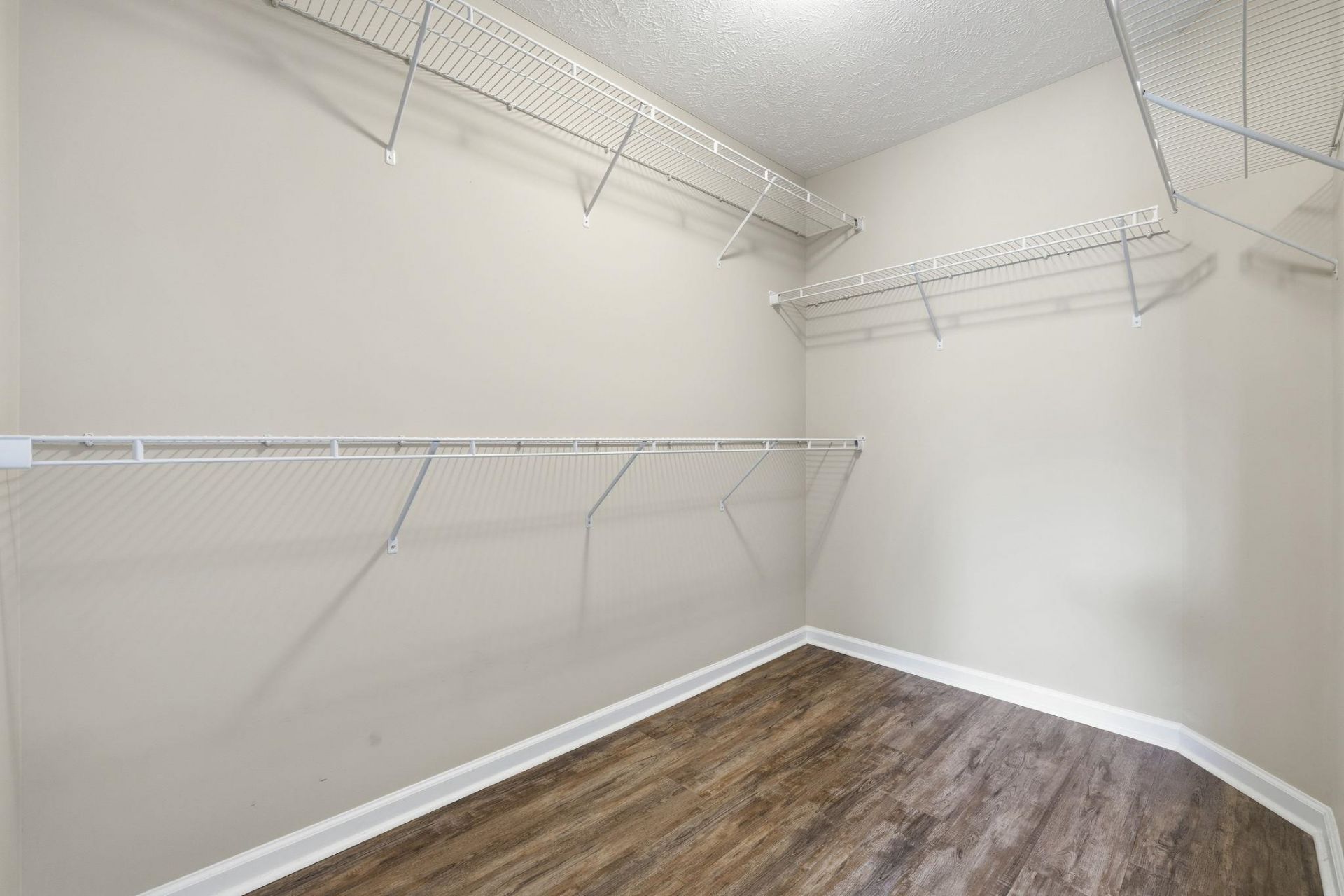 154 Heath Dr. Photo 18